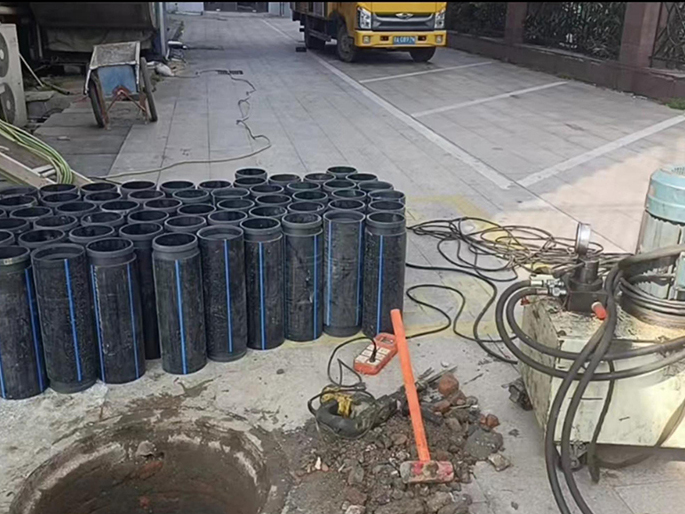 盘山PE置换管厂家 DN315置换管 非开挖管短管置换